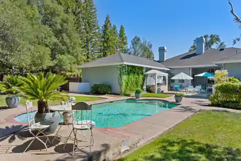 Single-Story Luxury Home Near Folsom Lake