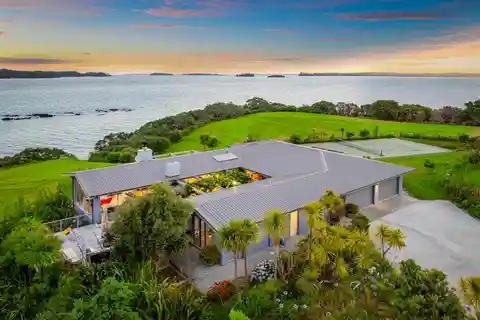 Exceptional Coastal Estate