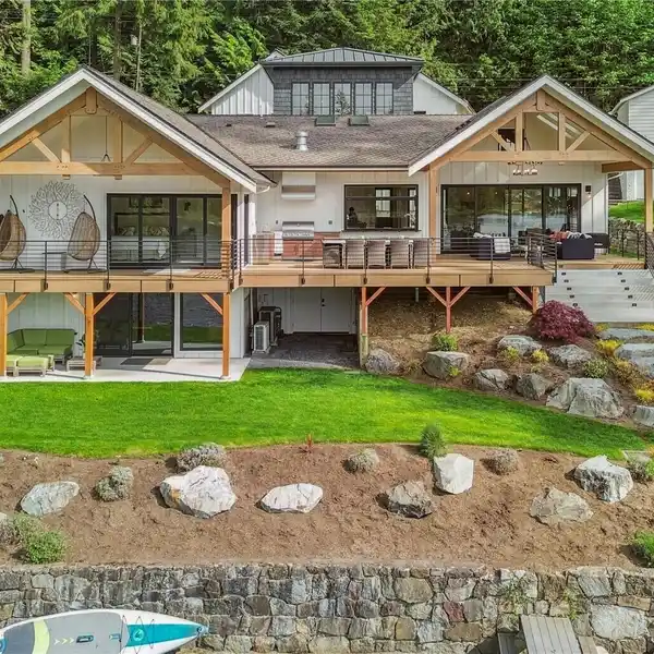 REIMAGINED GEM IN CRYSTAL LAKE