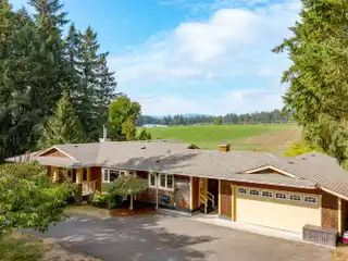 Rancher-Style Residence on 2.1-Acres