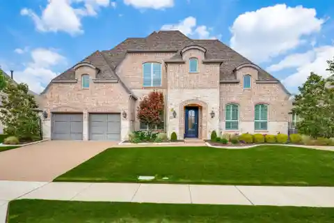 Elegant Cul-de-sac Living with Private Backyard Retreat