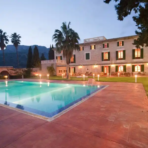 STATELY FINCA IN VALLDEMOSSA FROM THE SEVENTEENTH CENTURY