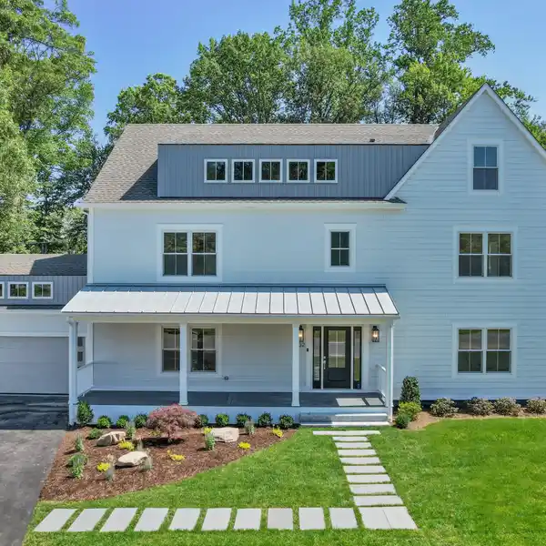 STUNNING NEW RE-BUILD WITH THOUGHTFUL DESIGN