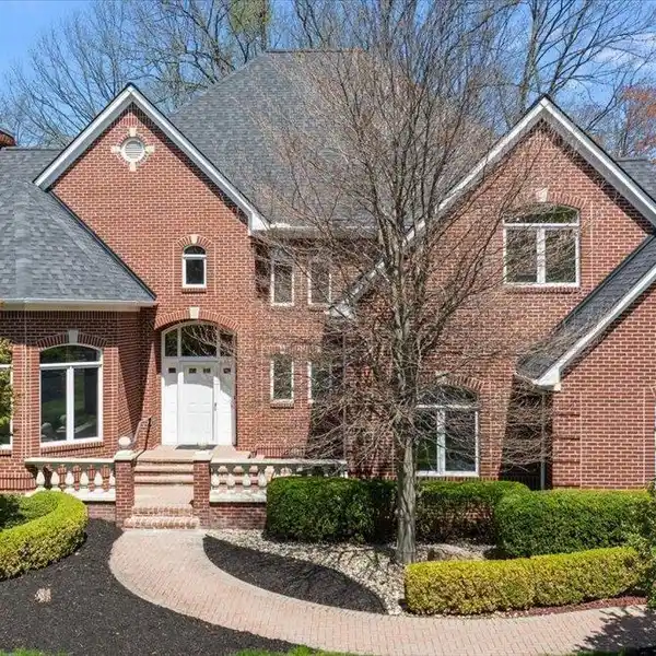 GORGEOUS HOME WITH A UNIQUE LAYOUT