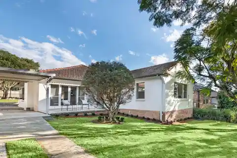 Welcoming Single-Level Family Home