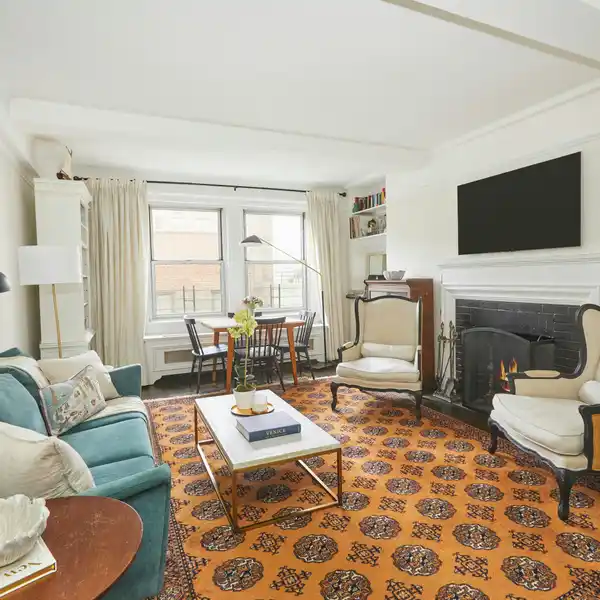 CHARMING TURNKEY UPPER WEST SIDE HOME