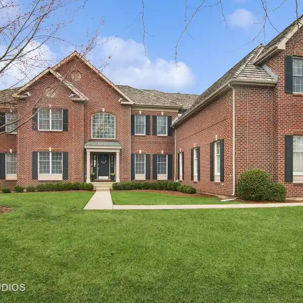 GRAND CLARIDGE MODEL IN THE PRESERVES AT LONG GROVE