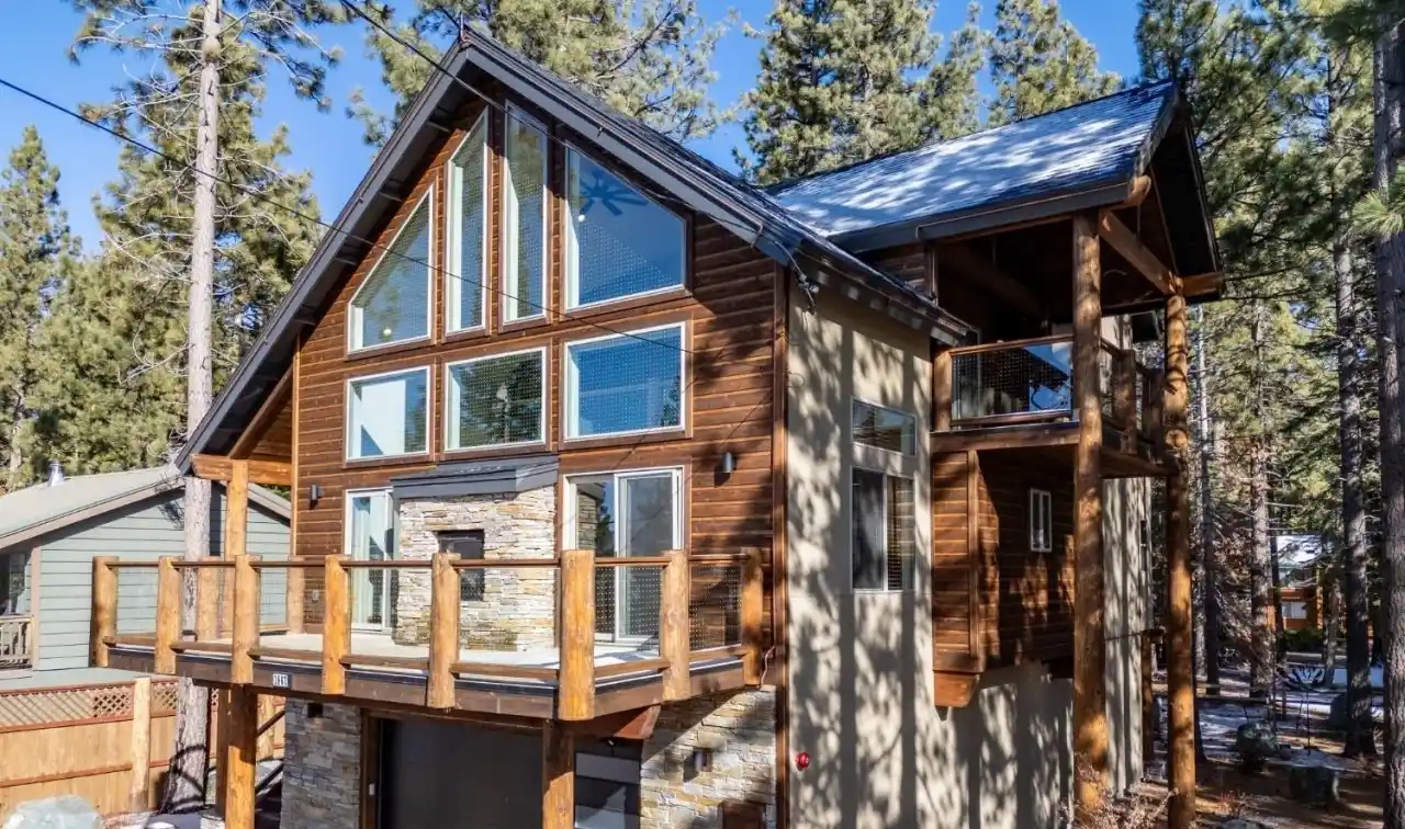 Classic Lodge Aesthetics with Modern Luxury