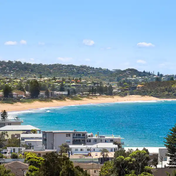 REMARKABLE HOME WITH COMMANDING VIEWS