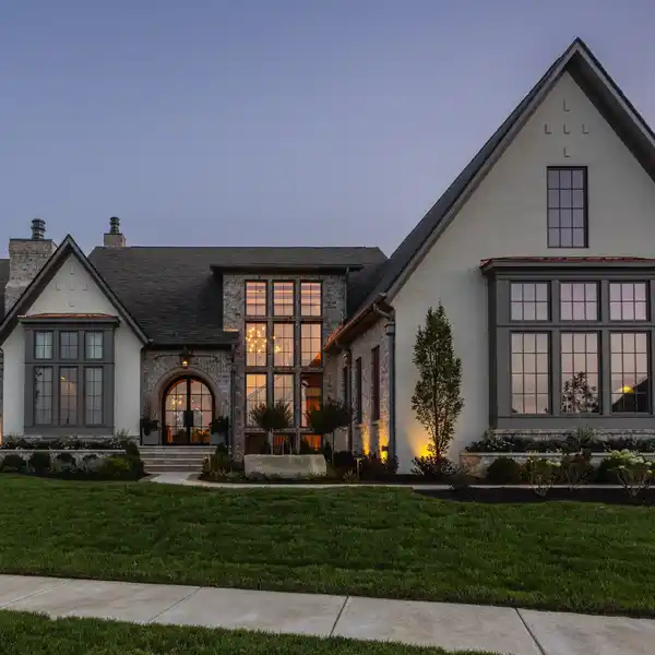 EXTRAORDINARY HOME ON CHATHAM HILLS GOLF COURSE