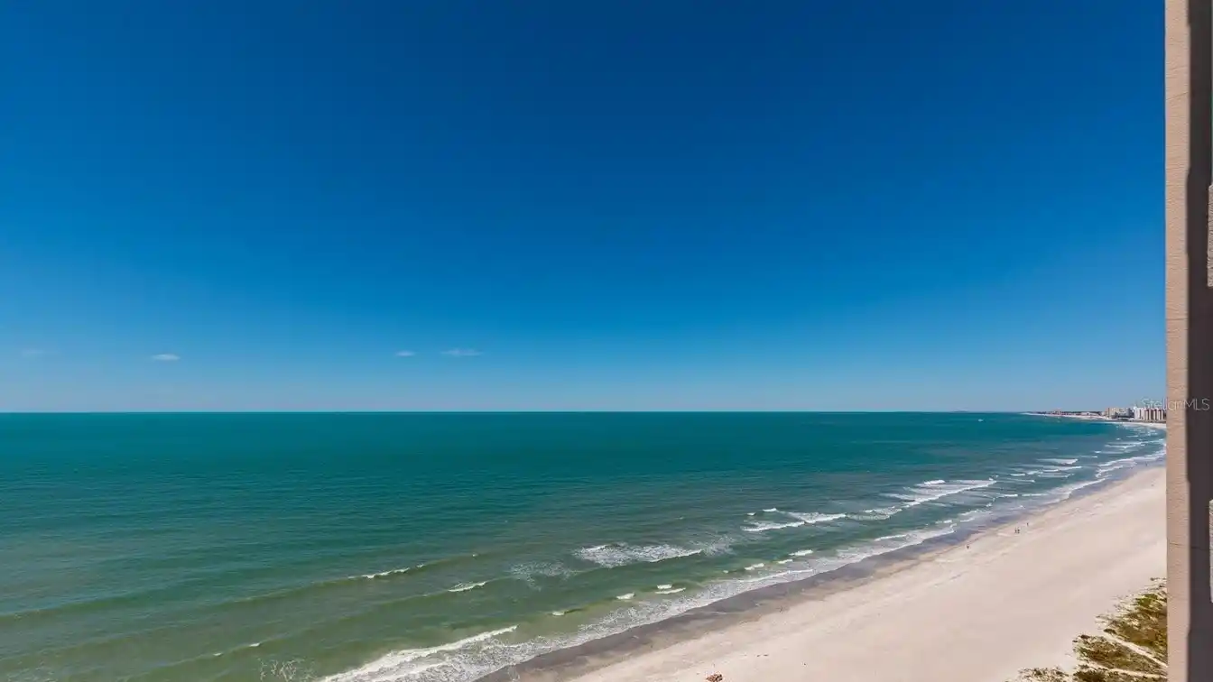 Two-story Penthouse at the Ultimar on Sand Key
