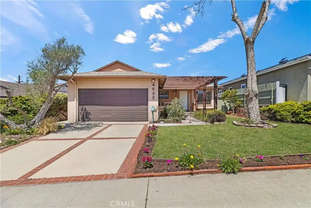 Timeless Appeal in a Prime Torrance Location