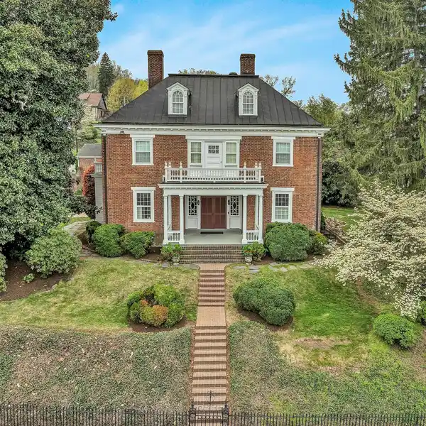 TIMELESS ROANOKE BEAUTY ON TRIPLE LOT