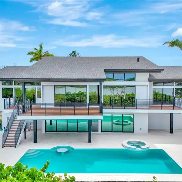 FRANK LLOYD WRIGHT–INSPIRED MASTERPIECE