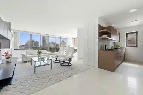 Beautifully Renovated Extra-large One Bedroom
