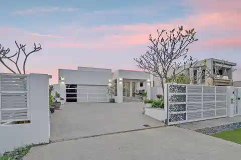 A Rare Private Slice of Paradise Residence