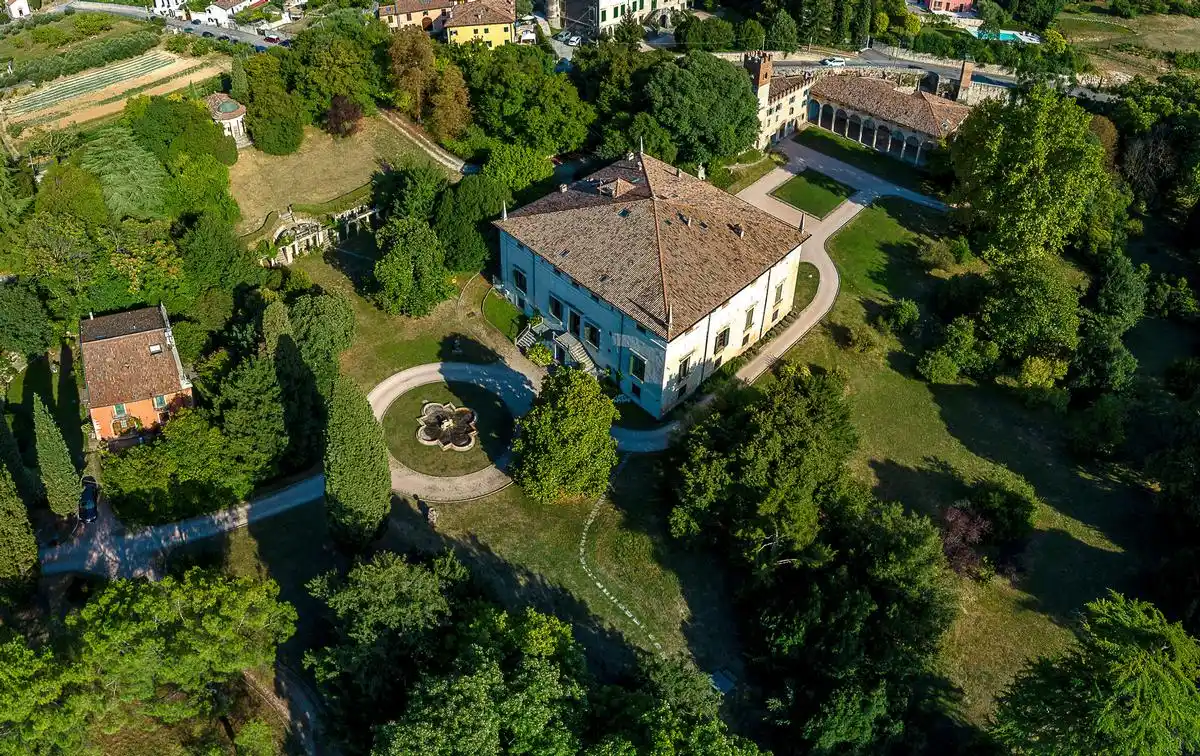 The Ca' Vendri Villa - Amazing Renaissance Villa in Verona Italy