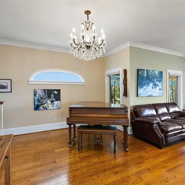 LAKEFRONT LUXURY WITH STUNNING PINE LAKE VIEWS
