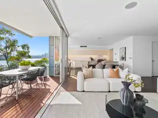 Luxurious Harbourfront Living
