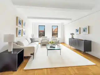 Gracious Home on a Tranquil Upper West Side Block