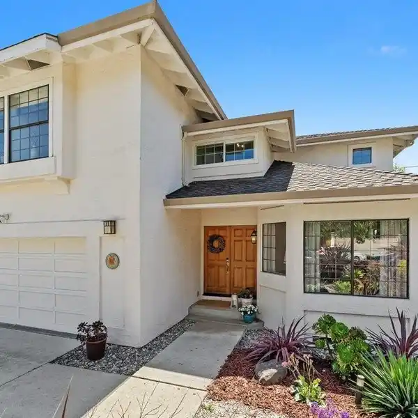 FABULOUS CENTRALLY LOCATED HOME