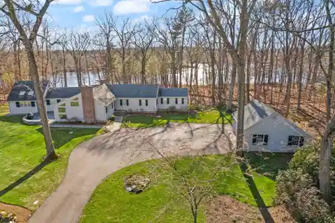 Spectacular Waterfront Estate