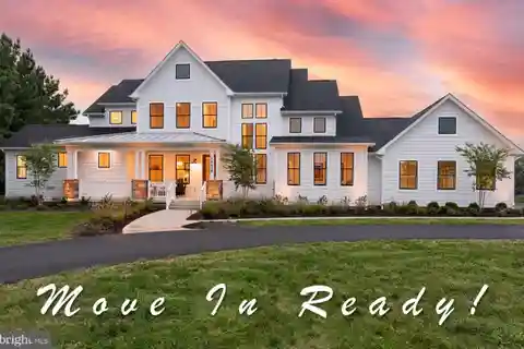 Beautiful Waterfront Estate