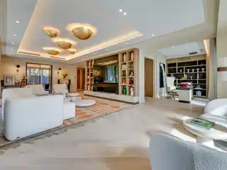 High-Class Boutique Residence for Sale in a Prestigious Area