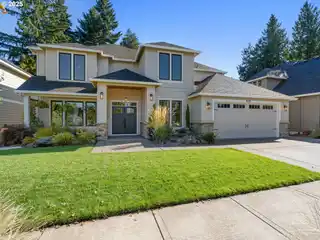 Bright, Spacious Home in Prime Tigard Location