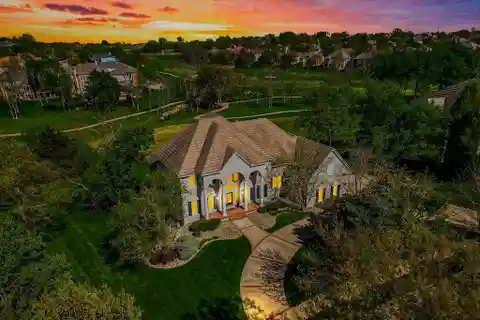 Fabulous Estate Home in Falcon Ridge Estates