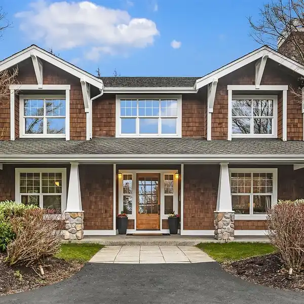 EXTRAORDINARY ESTATE FEATURING TWO HOMES