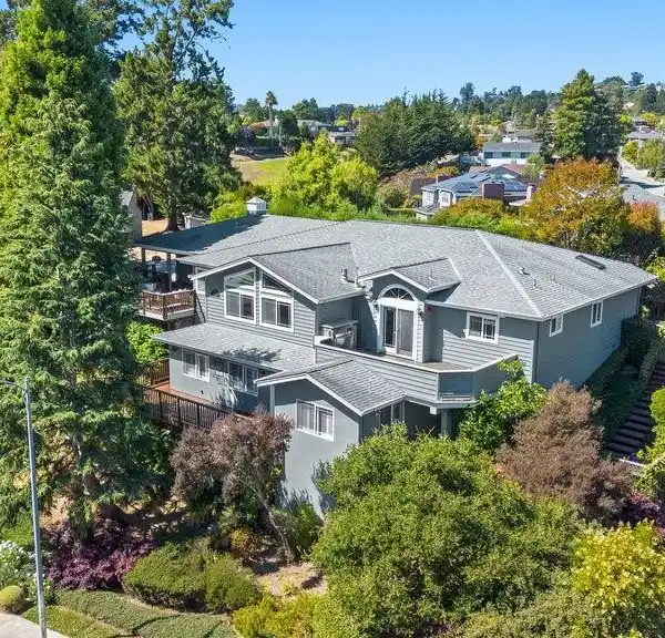 QUALITY CUSTOM HOME ON A PRIVATE LOT