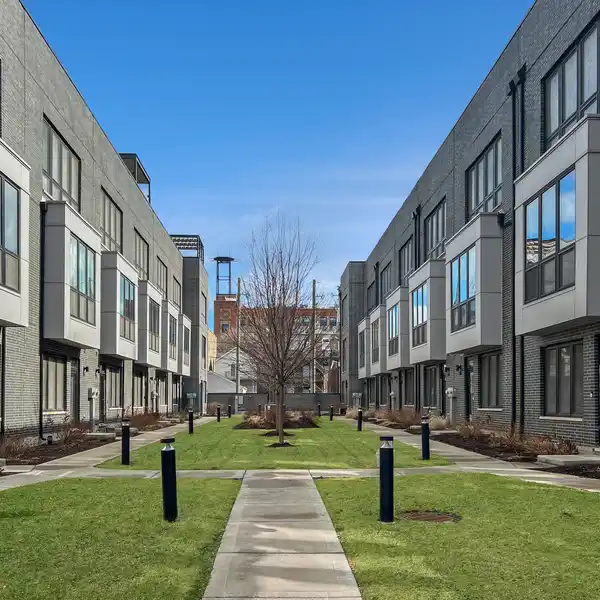 AMAZING LUXURY TOWNHOME IN THE HEART OF WEST TOWN