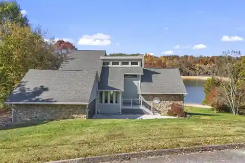 Rare Opportunity on Cherokee Lake