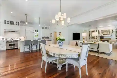 Charleston-Style Charm Meets Modern Luxury