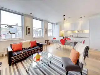 Thoughfully Designed Third Floor Flat