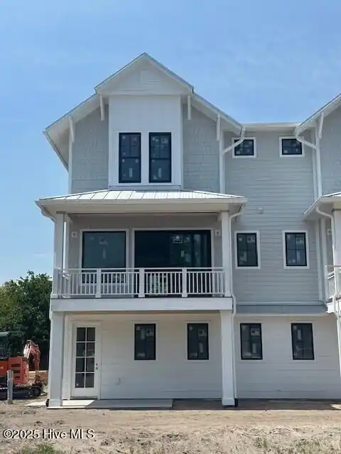 Luxury Living Amid Wrightsville Beach's Coastal Charm