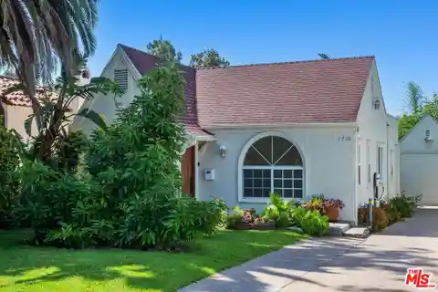 Modern Comfort Meets Timeless Verdugo Charm