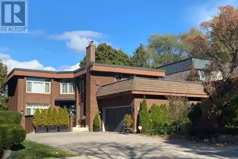 Grand Family Home Exudes Warmth and Sophistication