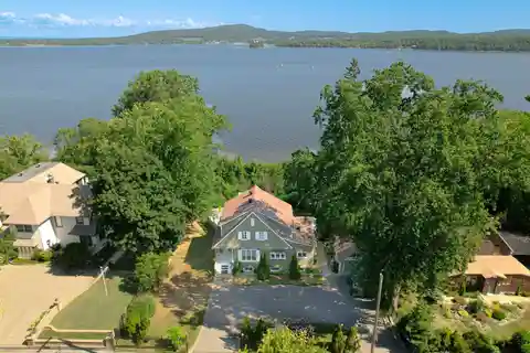 Well-Appointed Waterfront Home