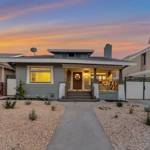 VINTAGE CHARM WITH MODERN AMENITIES