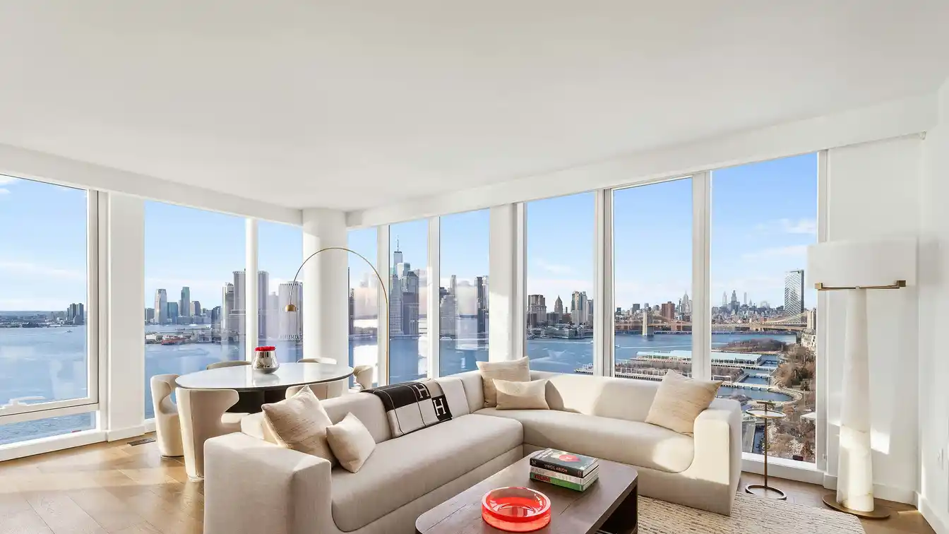 Unparalleled Waterfront Luxury Living in Brooklyn Heights