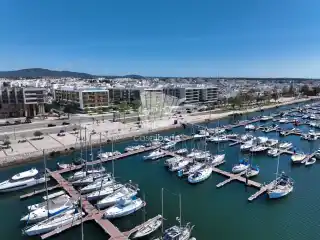 Exclusive Condominium in Olhao Marina