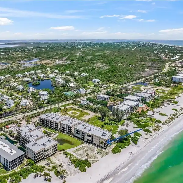 DIRECT GULF FRONT CONDO WITH PANORAMIC VIEWS