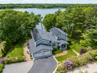 Remarkable Smart Home on Shoestring Bay