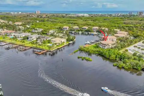 Direct Waterfront Carriage Condo