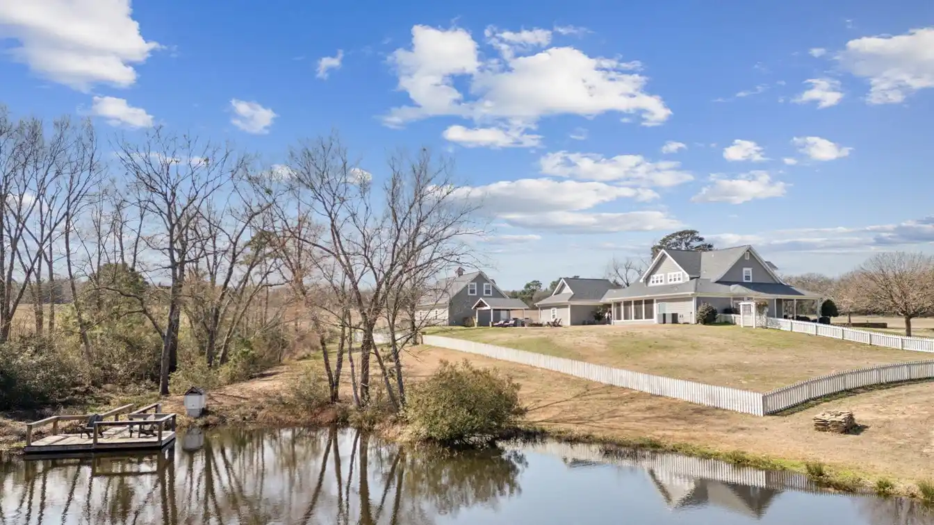 Luxurious 50 Acre Estate with Breathtaking Views