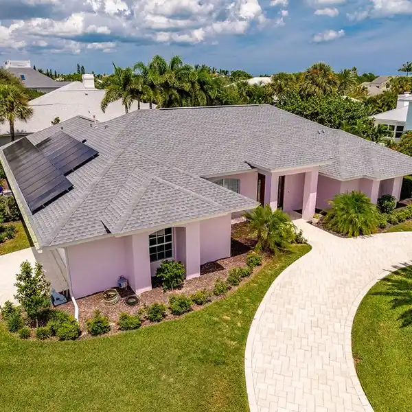 DREAMY BEACH HOME WITH PRIVATE BEACH ACCESS