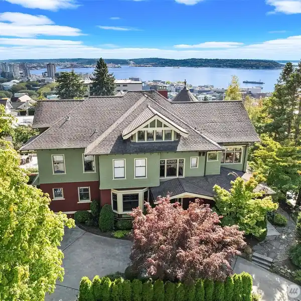 ELEVATED CITY LIVING