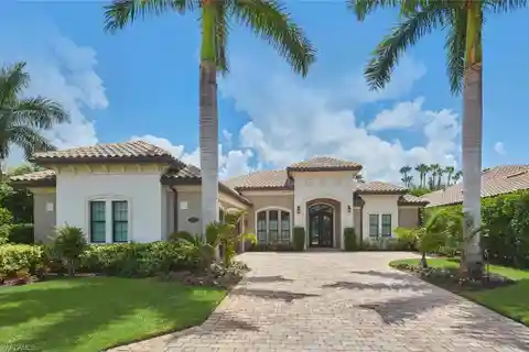 Exquisite Former Model Home in the Colony